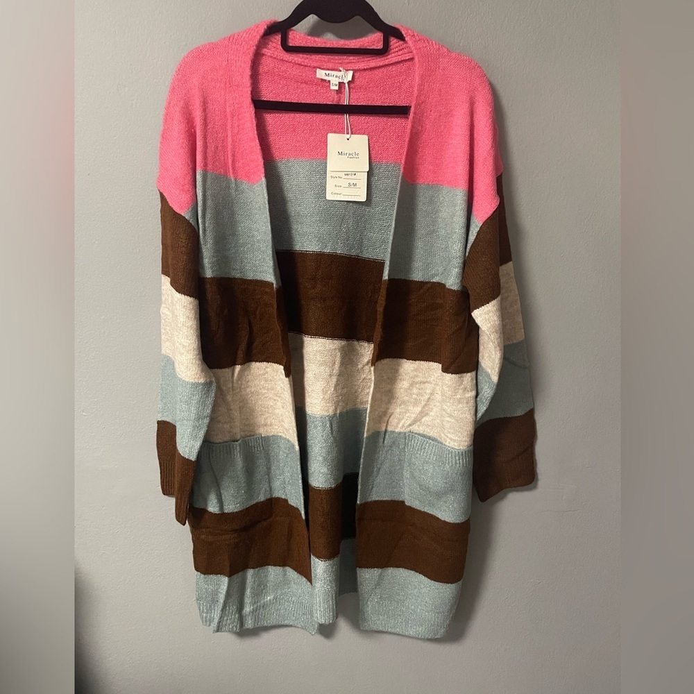 NWT Miracle Two Toned Color Block
Long Body Knit Open Cardigan. Size S/M